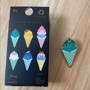 Disney Loungefly Jasmine Blind Box Pin